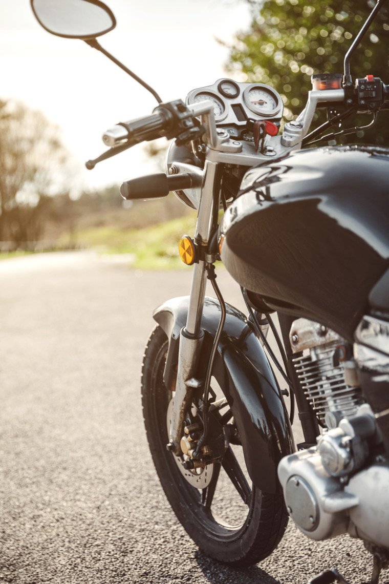 Motorrad Sonnenuntergang_760_hoch